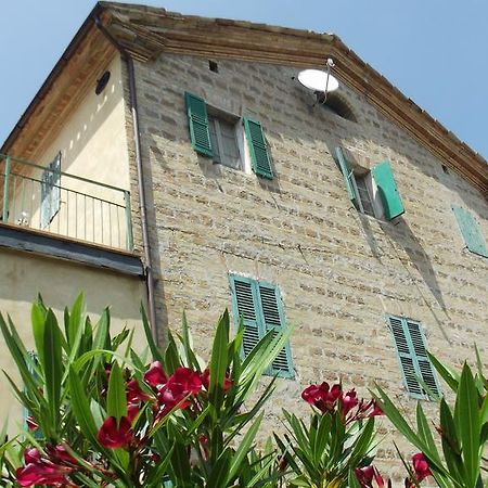 B&B Reillys Montecarotto Екстер'єр фото