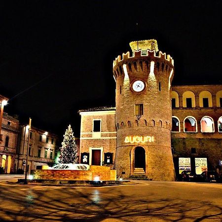 B&B Reillys Montecarotto Екстер'єр фото